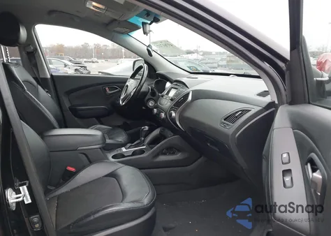 2014 Hyundai Tucson Se z USA, uszkodzony, nr VIN KM8JUCAG3EU848357